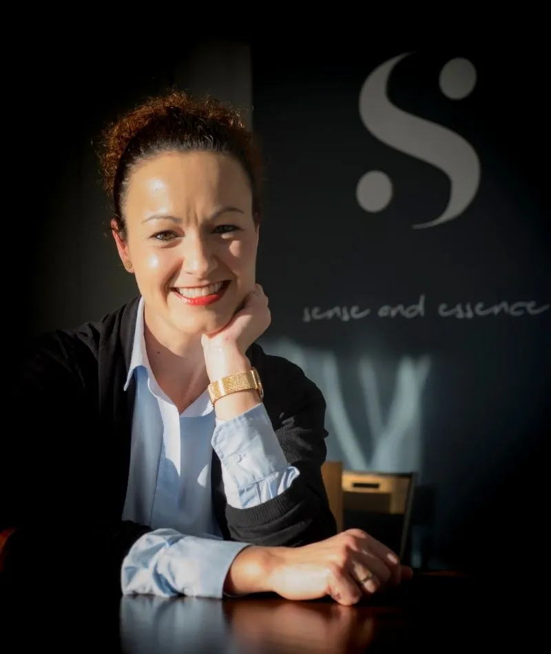 Nuria Cano Sensia Optics. Óptica en Vera